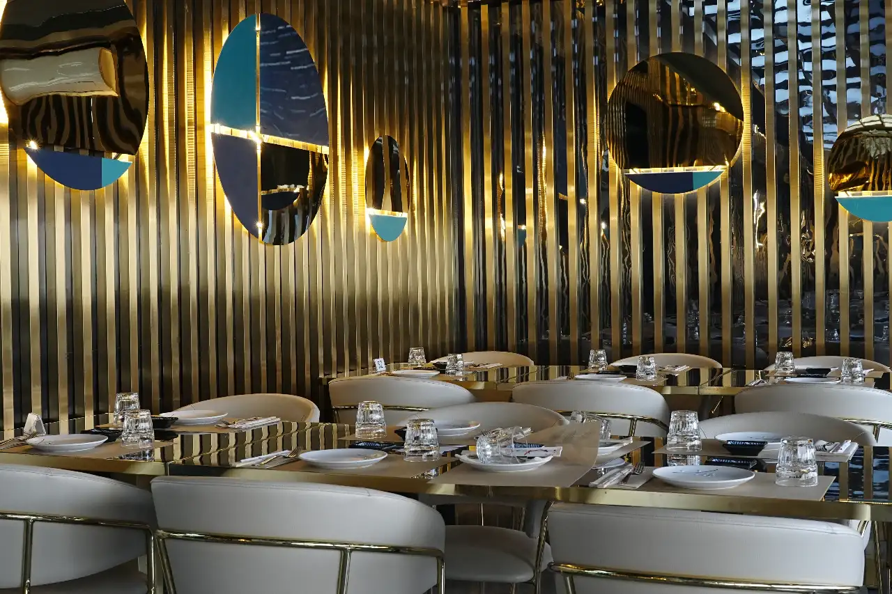 ambiente del negozio lussuoso moderno